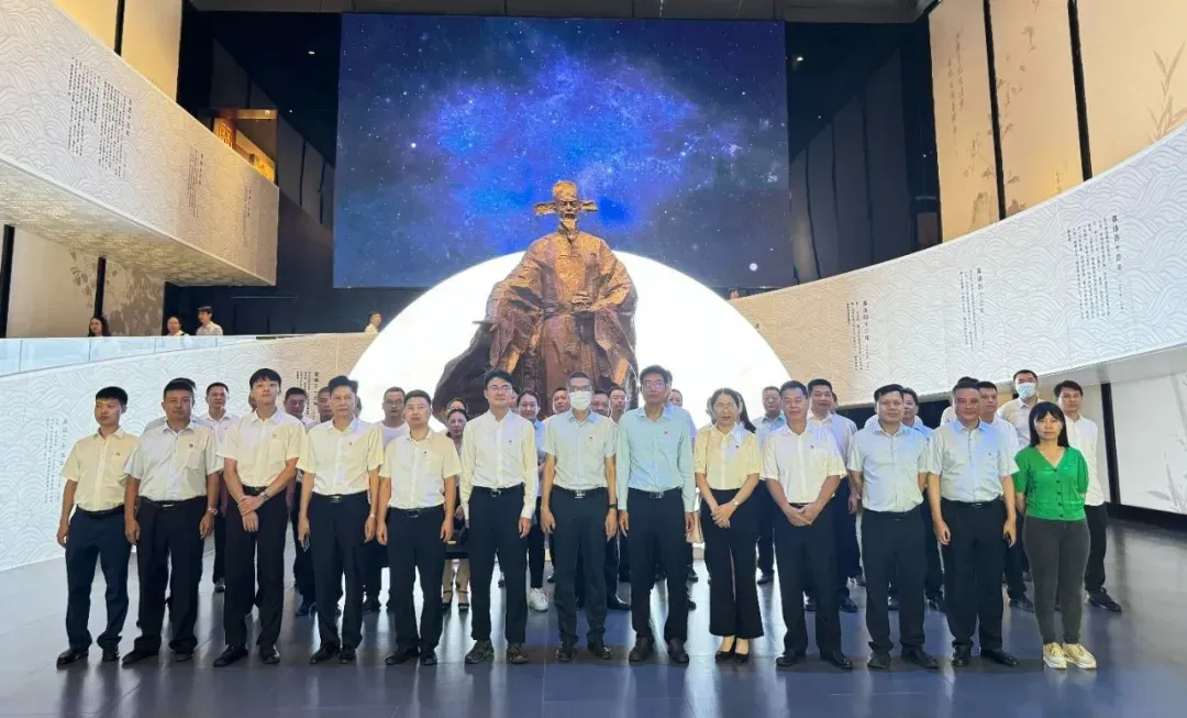 优德88集团开展警示教育活动.jpg